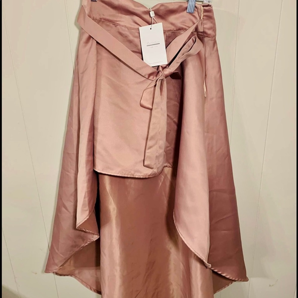 BRAND NEW PIAZZA ITALIA SHORT LONG FLARED SKIRT WOMENS SIZE M SLIM FIT